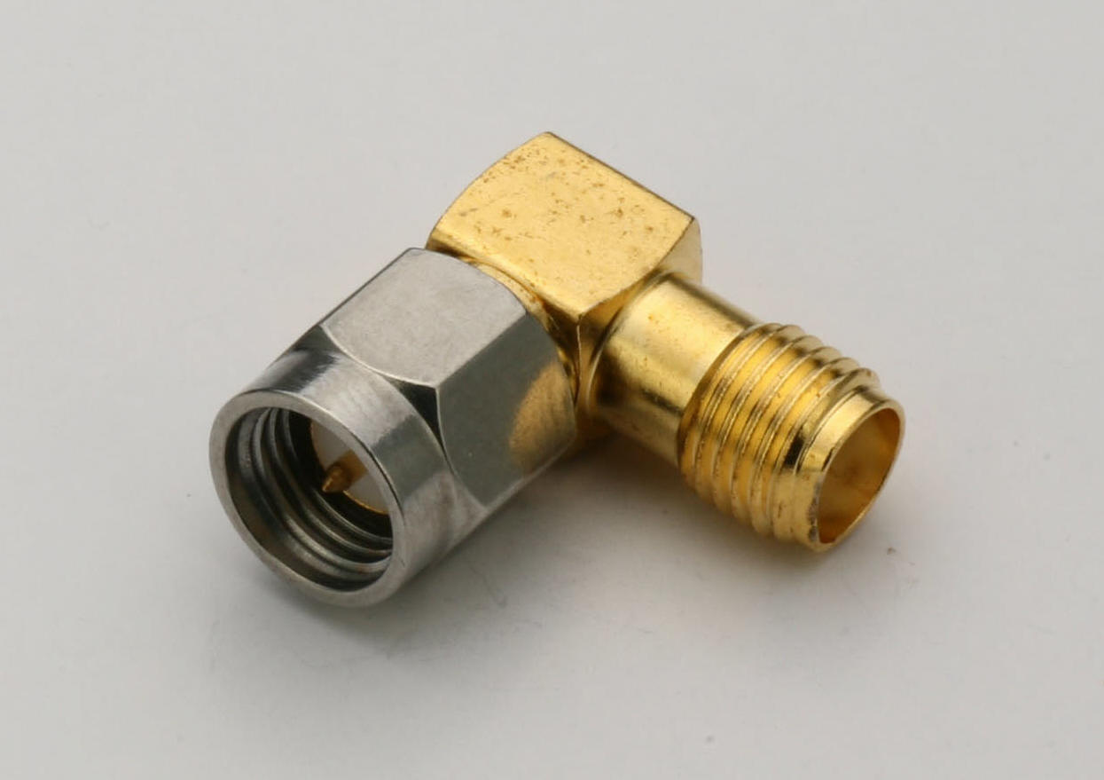 SMA Plug to Jack Right Angle Adapter