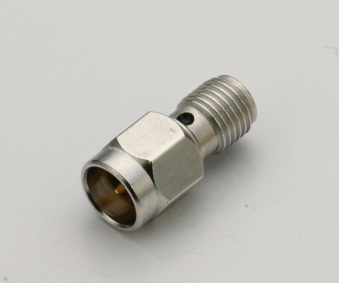 SMA Plug to Jack Adapter (Snap on Mating Method)