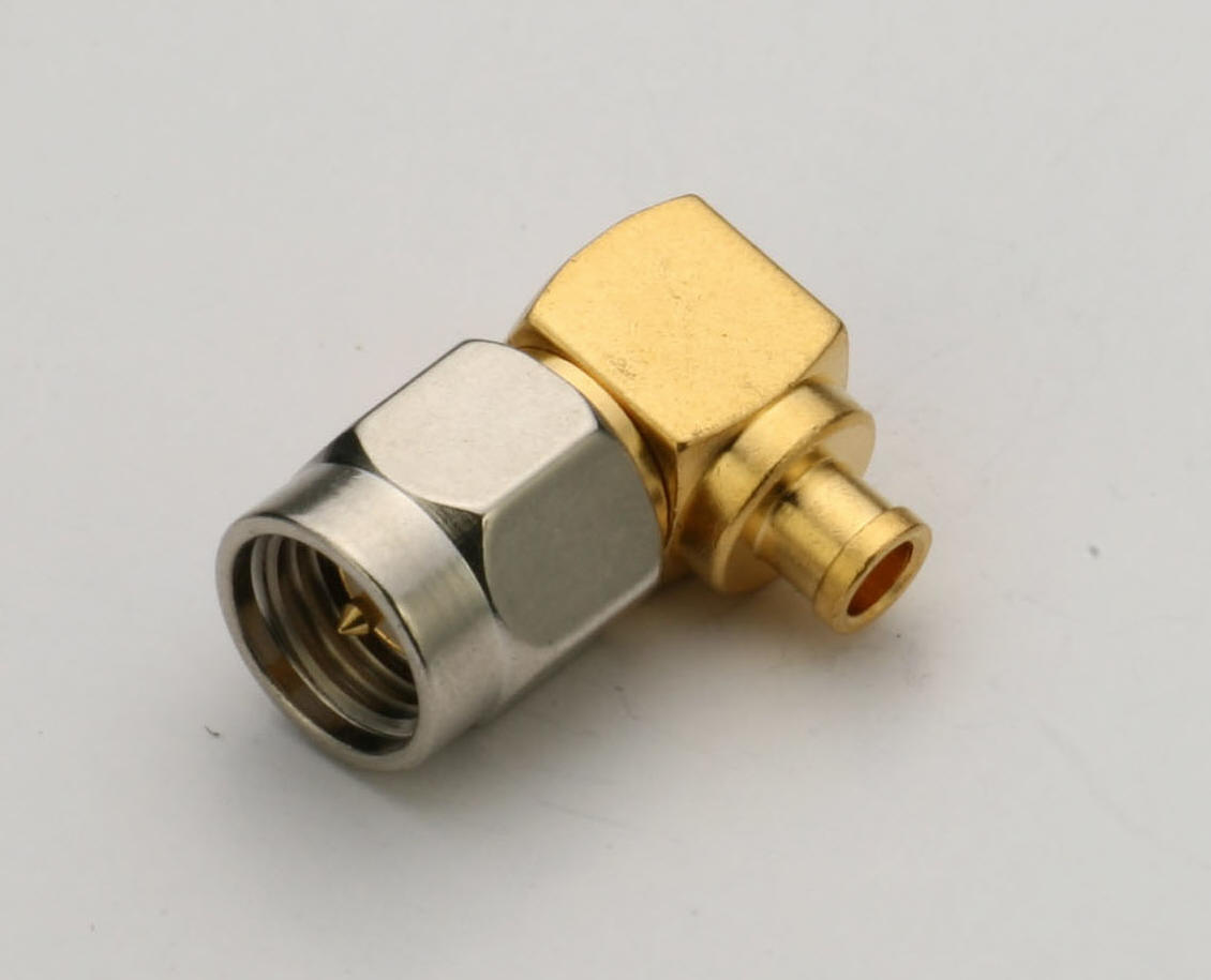 SMA Right Angle Plug for SR086 with screw fitting type cover